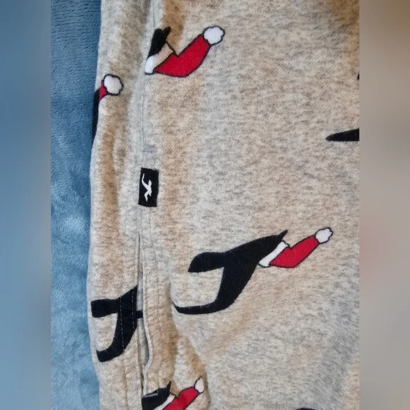 Hollister Mens  Beige Christmas Joggers with Black and Red Print  Mens Size M - Picture 14 of 14